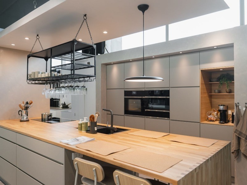 ศูนย์รวมเครื่องใช้ไฟฟ้าในครัว